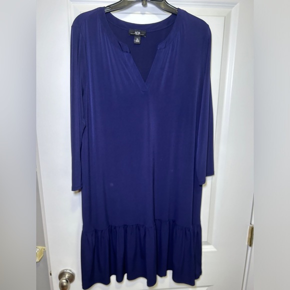 AGB women’s dress with 3/4 sleeves and drop waist - Picture 1 of 4